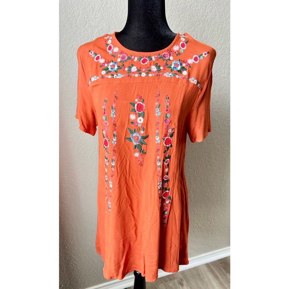 Umgee embroidered sheath dress with embroidery, size small